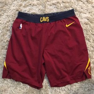 Nike Cavs Basketball Shorts - Size L(42)